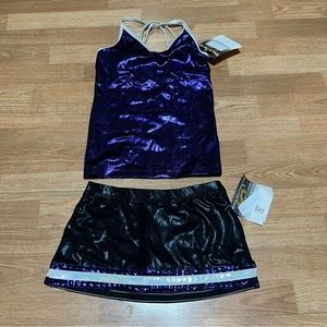 Adult small cheer 2 piece costume. Skirt and tank